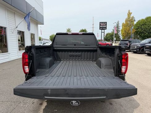 Used 2023 GMC Sierra 1500 Elevation AWD/4WD image 9