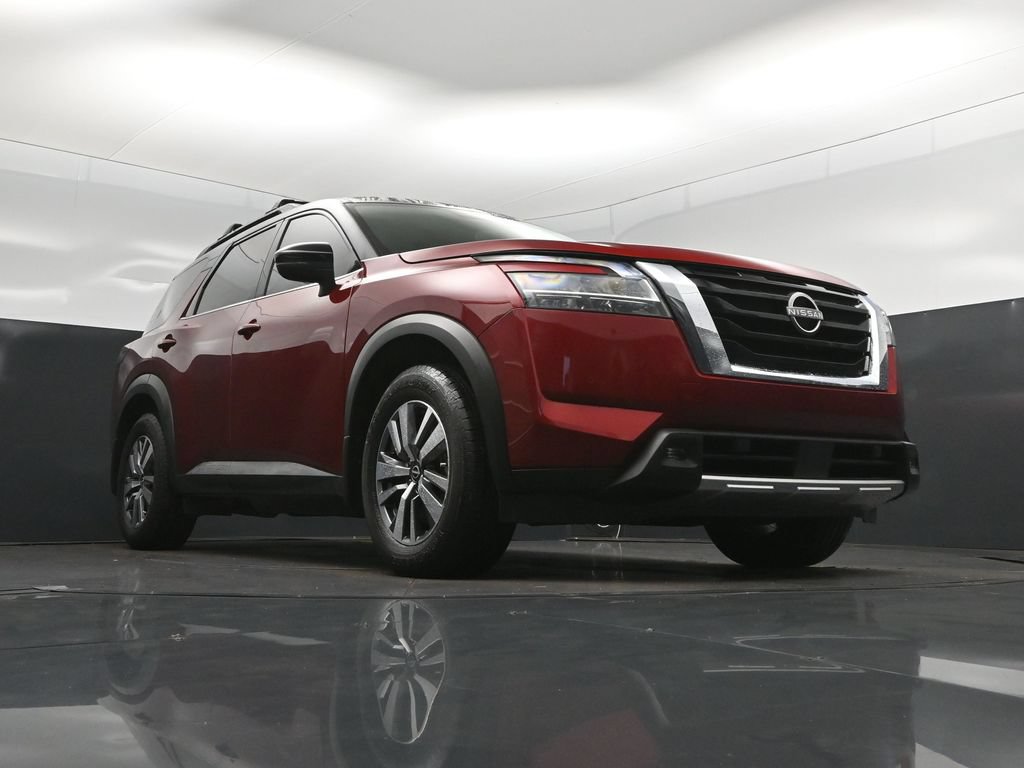 Used 2022 Nissan Pathfinder SL FWD image 44