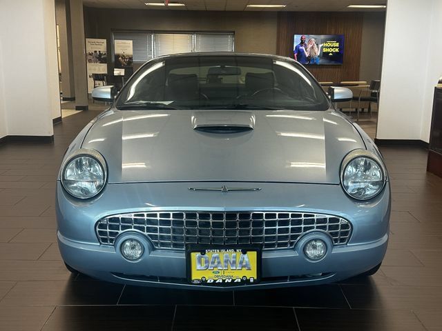 Used 2004 Ford Thunderbird RWD image 2