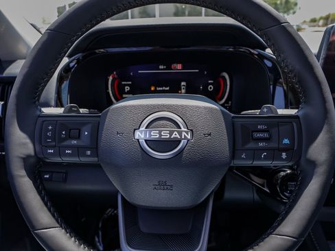New 2026 Nissan Pathfinder SL FWD image 24
