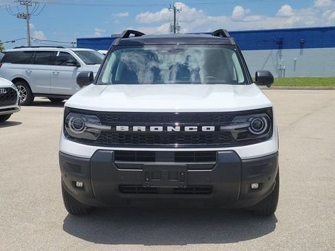 Certified 2025 Ford Bronco Sport Outer Banks w/ Outer Banks Tech Package+ AWD/4WD image 2