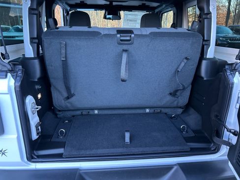 New 2026 Jeep Wrangler Sport S image 32