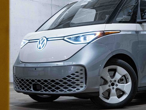 New 2025 Volkswagen ID. Buzz 1st Edition image 2