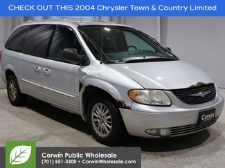 Used 2004 Chrysler Town & Country Limited FWD video 1