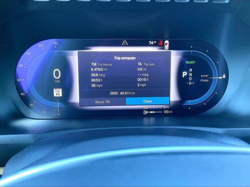 Used 2023 Volvo XC90 T8 Plus image 23