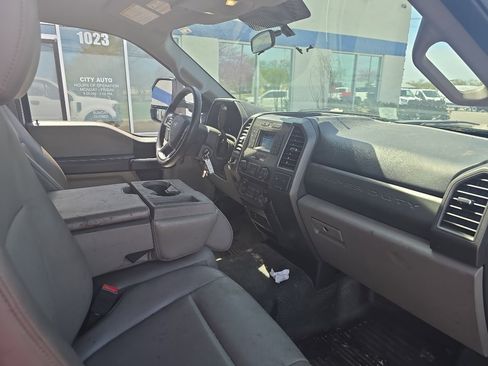 Used 2020 Ford F350 XL w/ Power Equipment Group image 9