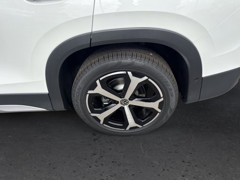 New 2026 Volkswagen Tiguan SE image 8