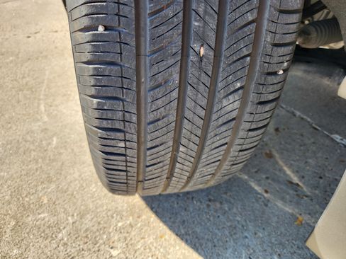 Certified 2024 Chevrolet Equinox RS image 12