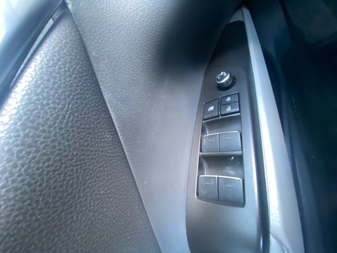 Used 2023 Toyota Camry XSE FWD image 17