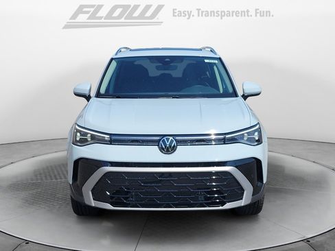New 2026 Volkswagen Taos SEL AWD/4WD image 2