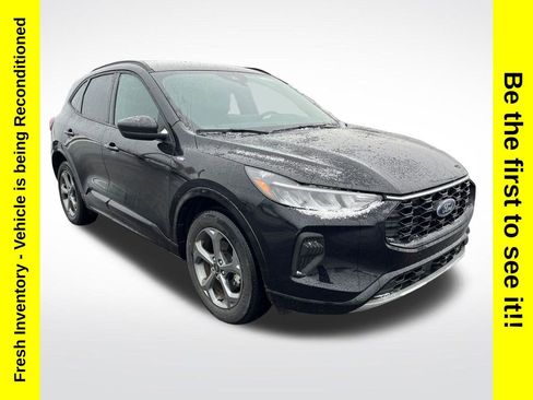 Used 2023 Ford Escape ST-Line w/ Tech Pack #1 image 7