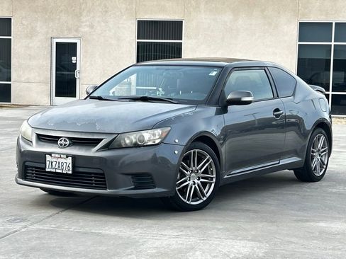 Used 2012 Scion tC image 4