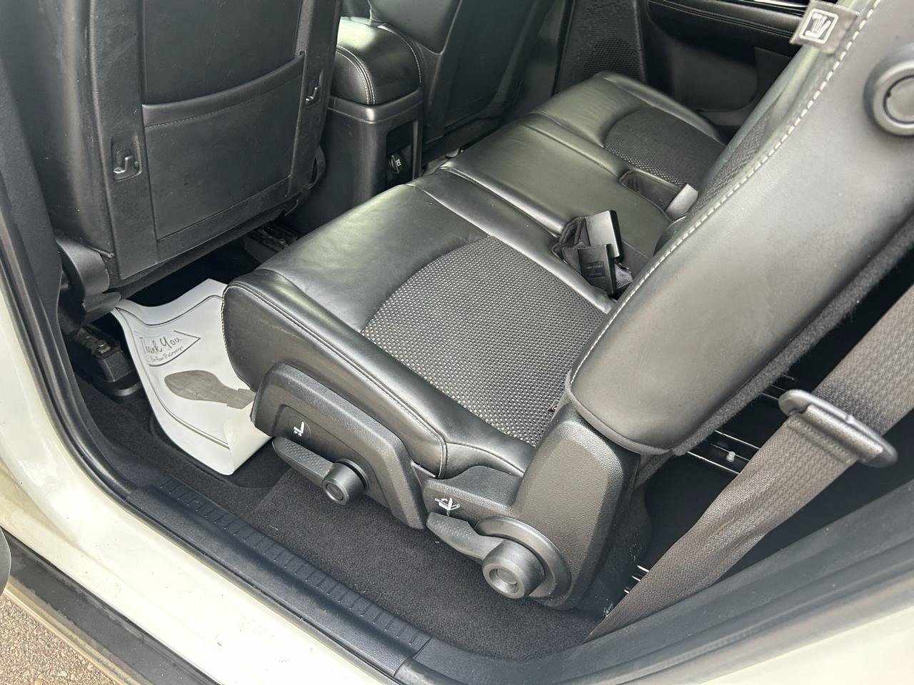 Used 2015 Dodge Journey Crossroad w/ Flexible Seating Group FWD image 9