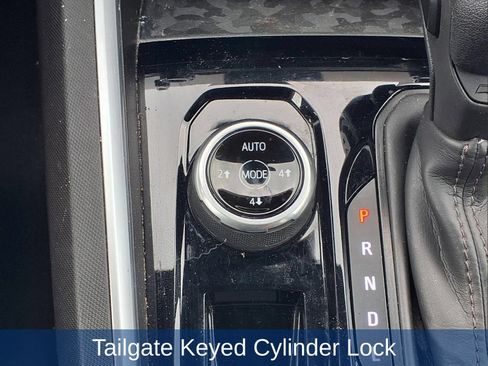 Used 2024 Chevrolet Colorado Trail Boss w/ Technology Package AWD/4WD image 26