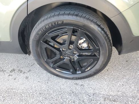 Certified 2025 Kia Telluride SX Prestige X-Line AWD/4WD image 5