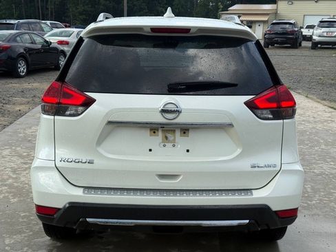 Used 2018 Nissan Rogue SL w/ Premium Package AWD/4WD image 6