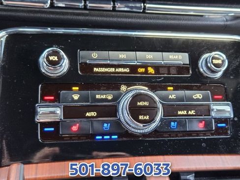 Used 2024 Lincoln Navigator Reserve AWD/4WD image 24