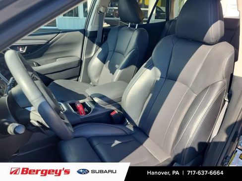 Used 2023 Subaru Outback Limited image 11