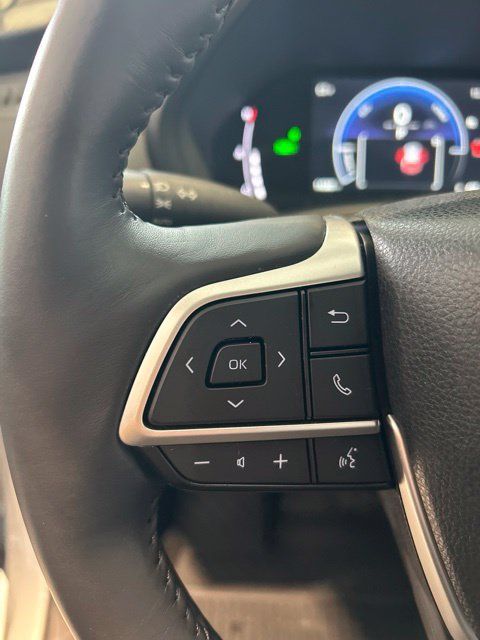 Used 2024 Toyota Grand Highlander AWD Hybrid image 9