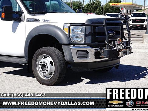 Used 2015 Ford F550 4x4 Regular Cab Super Duty image 26