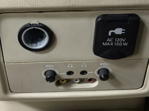 Used 2013 INFINITI JX35 AWD w/ Premium Pkg image 34