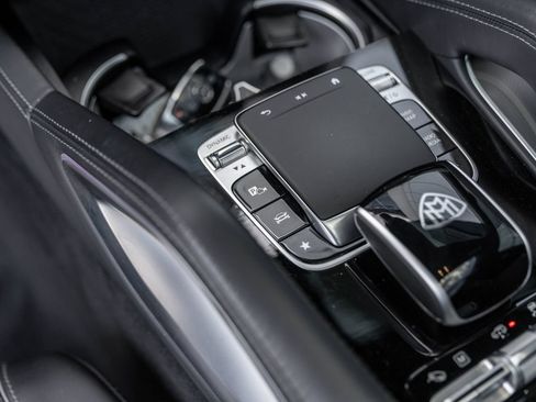 Used 2024 Mercedes-Benz Maybach GLS 600 4MATIC image 33