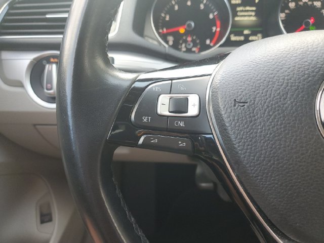 Used 2019 Volkswagen Passat 2.0T Wolfsburg FWD image 21