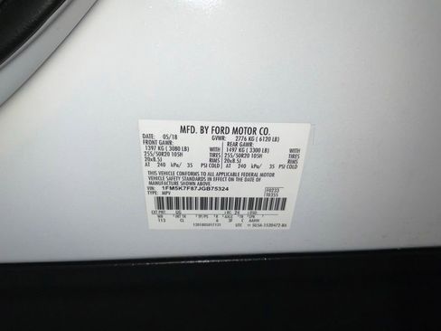 Used 2018 Ford Explorer Limited w/ Equipment Group 301A FWD image 27