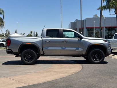 New 2026 GMC Canyon Elevation w/ Convenience Package