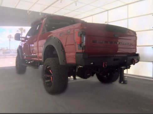 Used 2022 Ford F250 Lariat w/ Lariat Ultimate Package AWD/4WD image 6