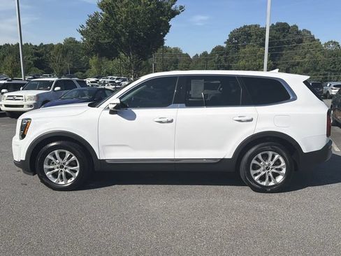 Used 2022 Kia Telluride LX AWD/4WD image 4
