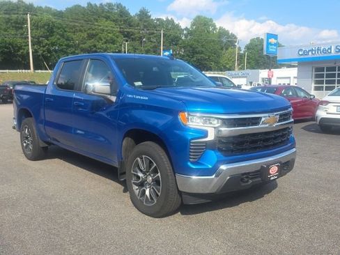 Used 2023 Chevrolet Silverado 1500 LT AWD/4WD image 1