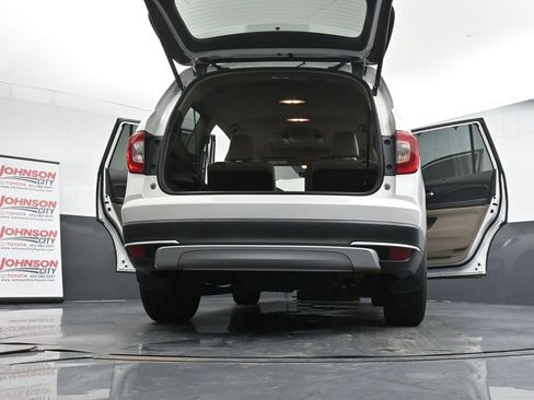 Used 2021 Honda Pilot Touring image 45