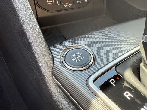 New 2026 Kia Sportage SX image 32