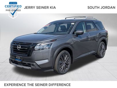 Used 2023 Nissan Pathfinder SL w/ SL Premium Package