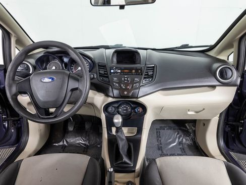 Used 2012 Ford Fiesta S image 28