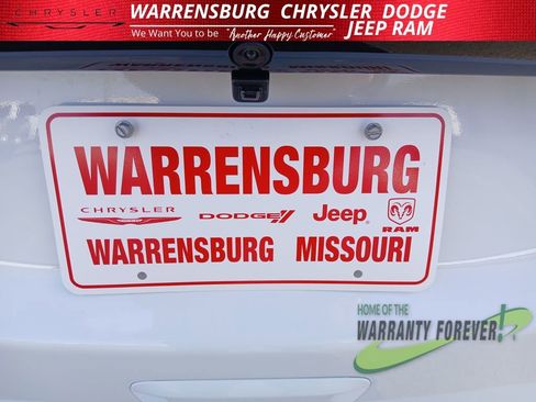 New 2026 Chrysler Pacifica Select image 32