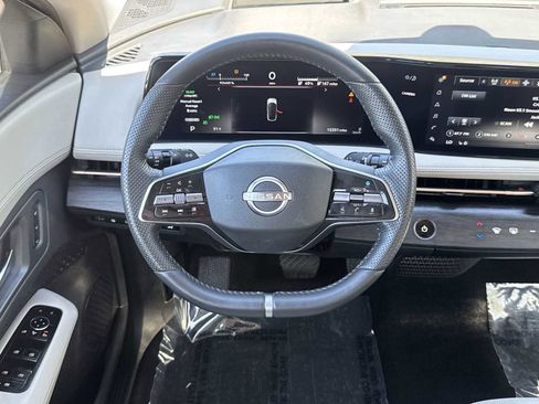 Used 2024 Nissan Ariya FWD image 19