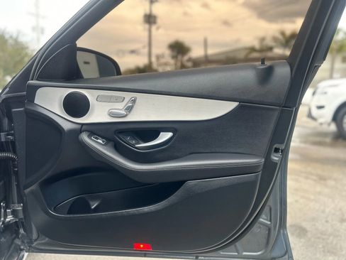 Used 2021 Mercedes-Benz C 300 Sedan image 29