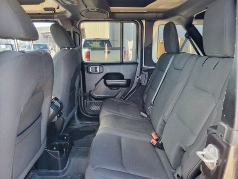 Used 2020 Jeep Wrangler Unlimited Sport image 25