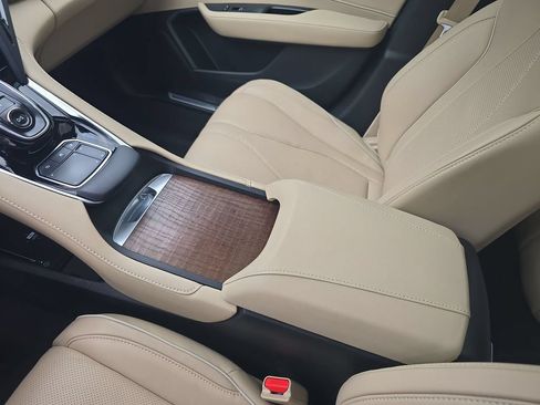 Used 2024 Acura RDX SH-AWD w/ Advance Package image 33