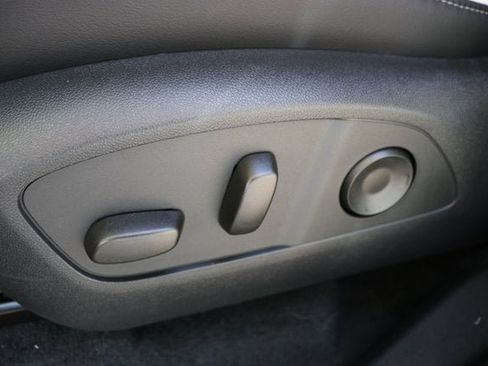 New 2026 Buick Enclave Sport Touring w/ Power Package image 21