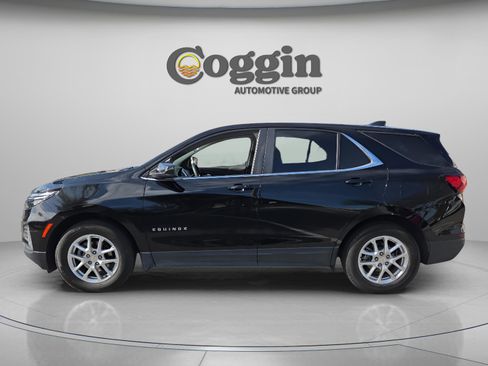 Certified 2023 Chevrolet Equinox LT FWD image 2