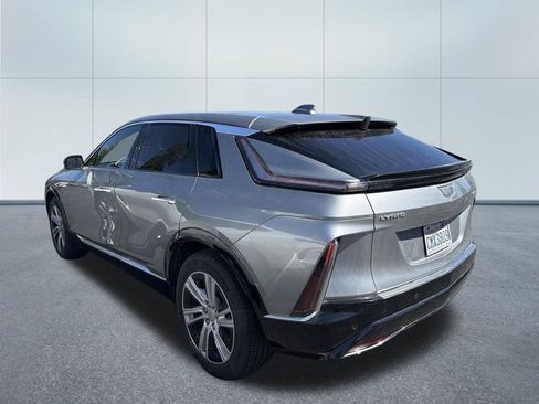 Used 2024 Cadillac Lyriq Tech AWD/4WD image 8