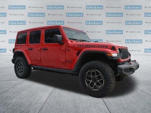 Used 2025 Jeep Wrangler Unlimited Rubicon image 3