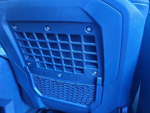 Used 2025 Ford Bronco Badlands image 19