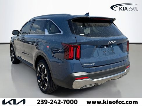 New 2026 Kia Sorento SX image 3
