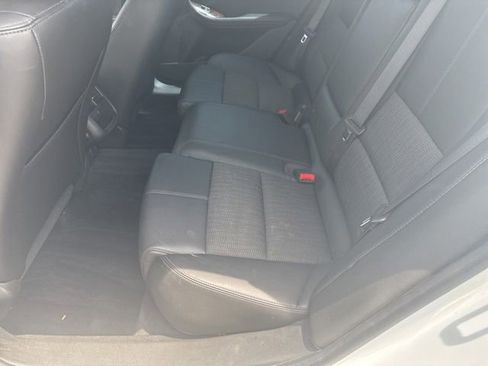 Used 2015 Chevrolet Impala LT w/ Convenience Package FWD image 9