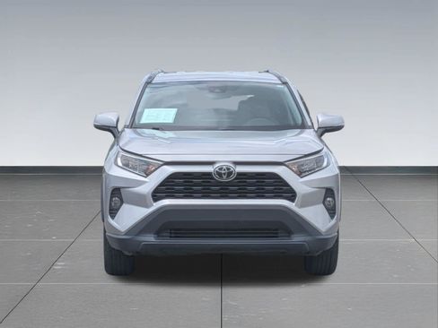 Used 2021 Toyota RAV4 XLE FWD image 9