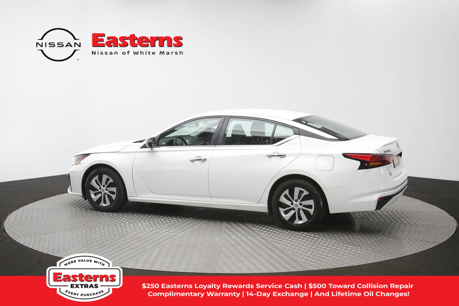 Used 2024 Nissan Altima 2.5 S FWD image 60